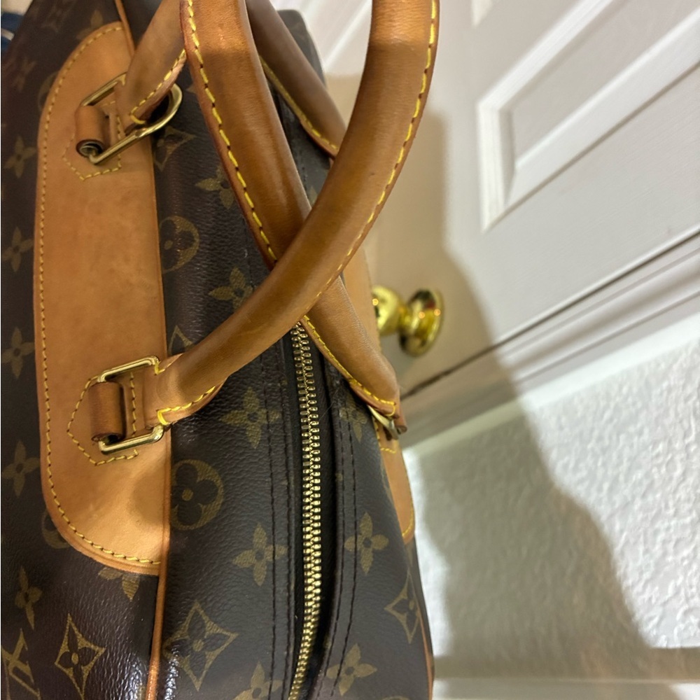 Louis Vuitton Brown Monogram Men's Bag - Picture 5 of 7